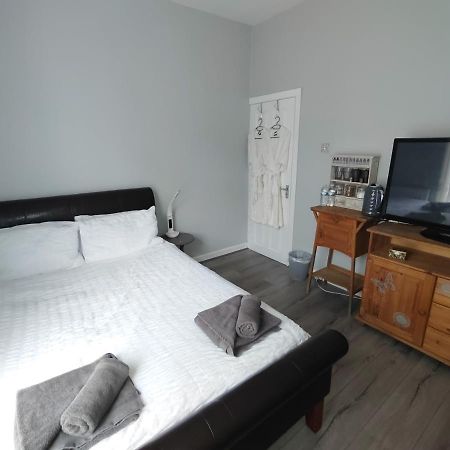 Double Room Close To Efc Lfc Liverpool City Centre ภายนอก รูปภาพ